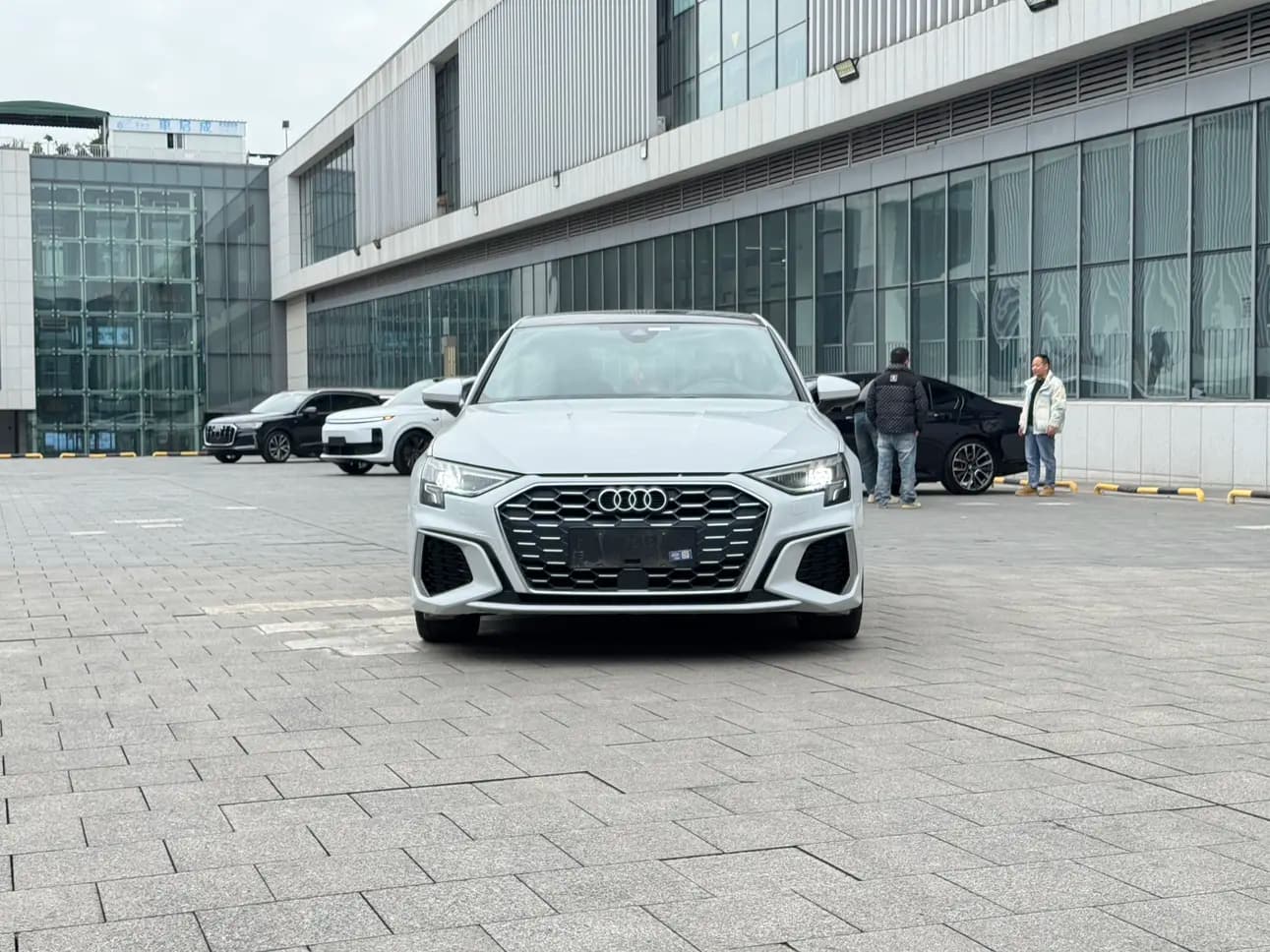 Audi A3 2023 г. 36025 км. — фото 2