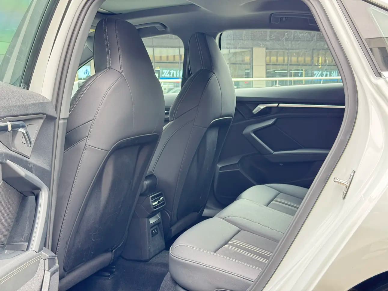 Audi A3 2023 г. 36025 км. — фото 10