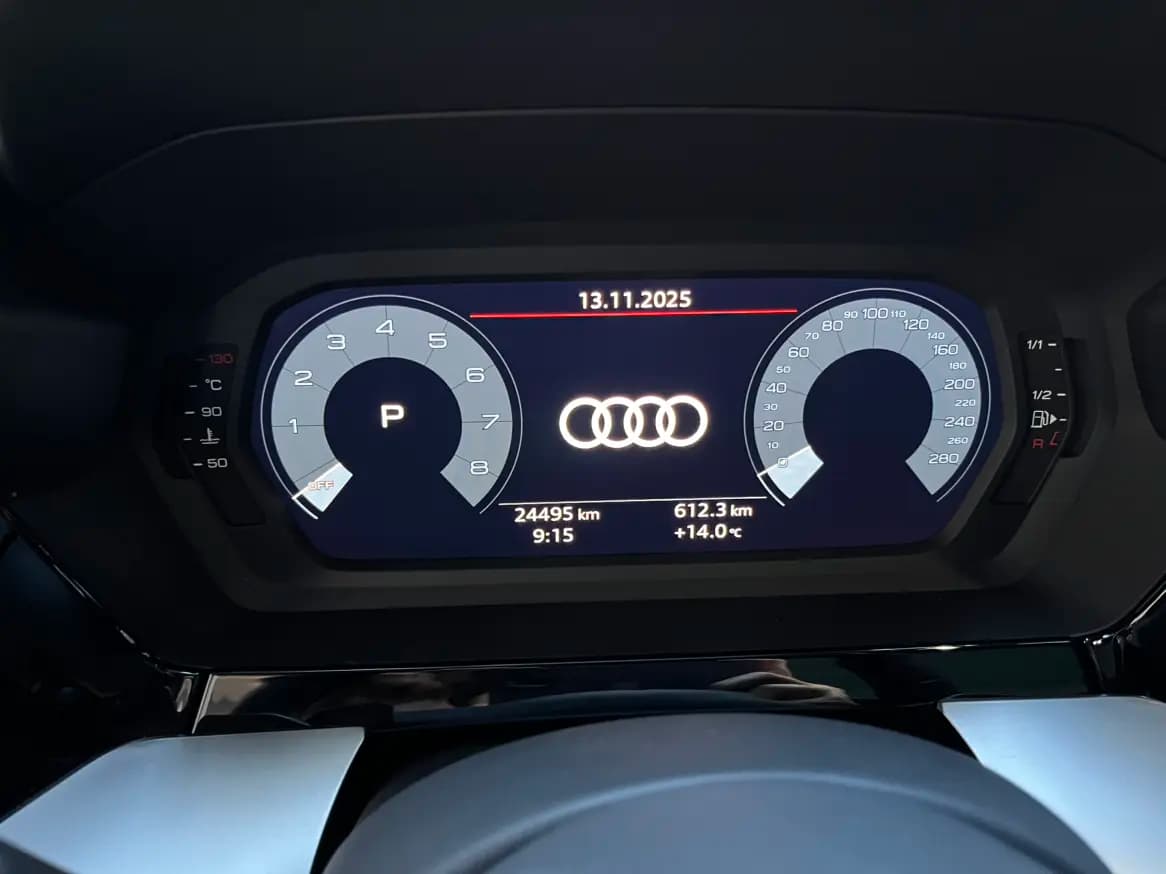 Audi A3 2023 г. 24132 км. — фото 12