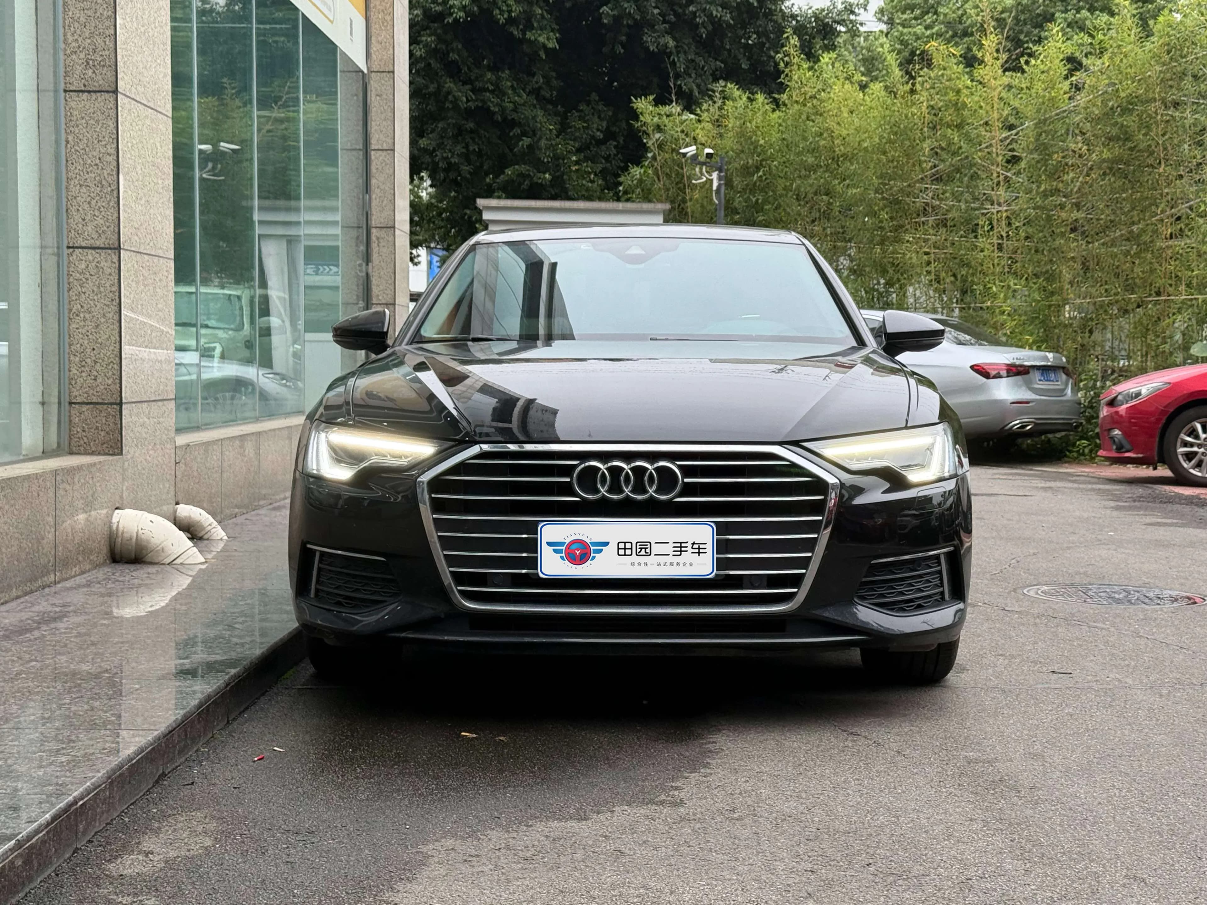 Audi A6L 2021 г. 99130 км. — фото 2