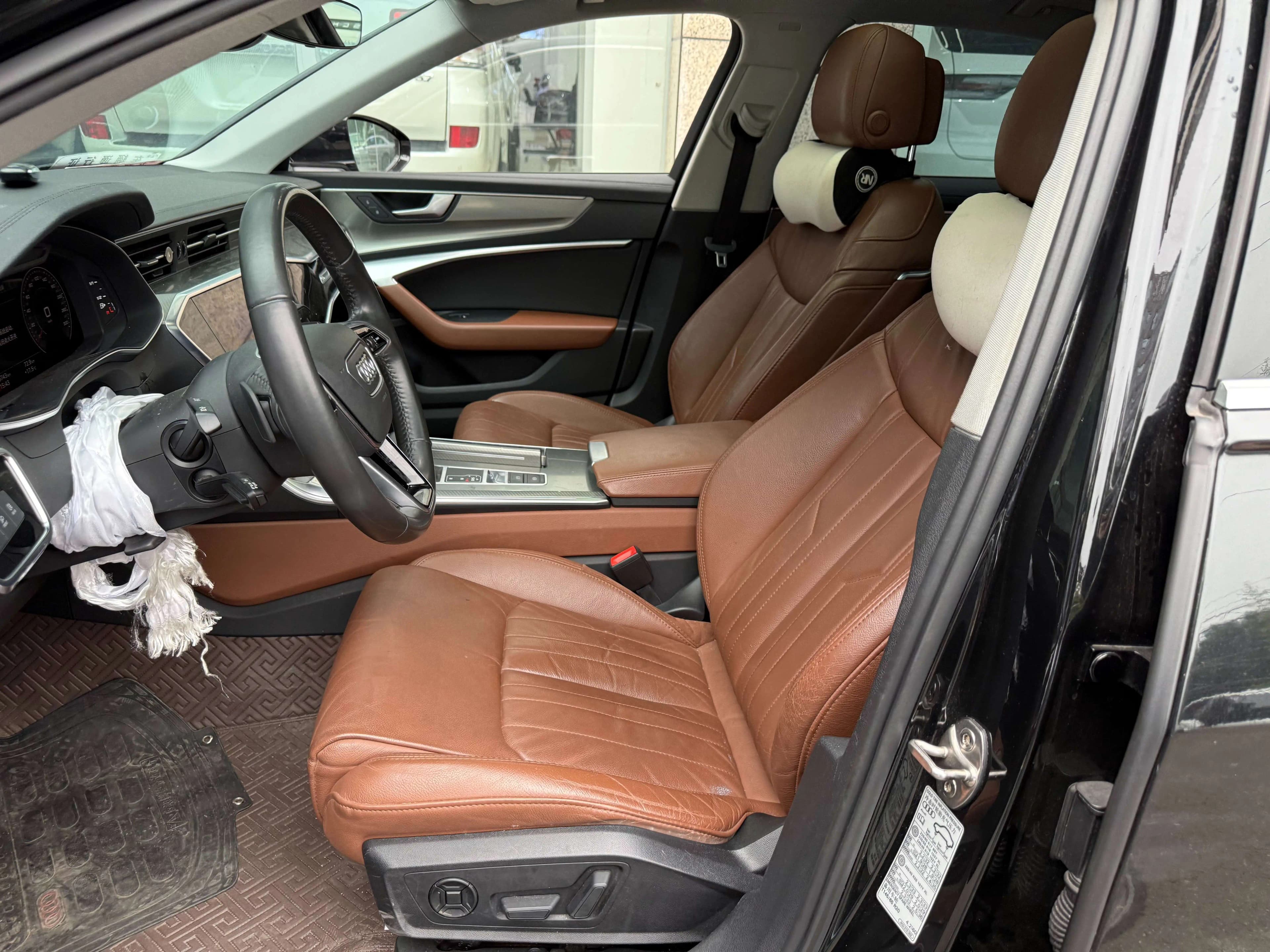 Audi A6L 2021 г. 99130 км. — фото 8