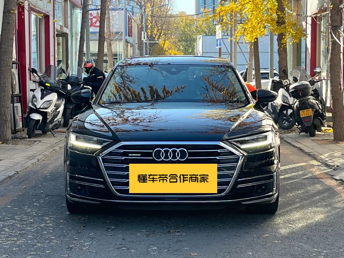 Audi A8 2021 г. 48023 км. — фото 2