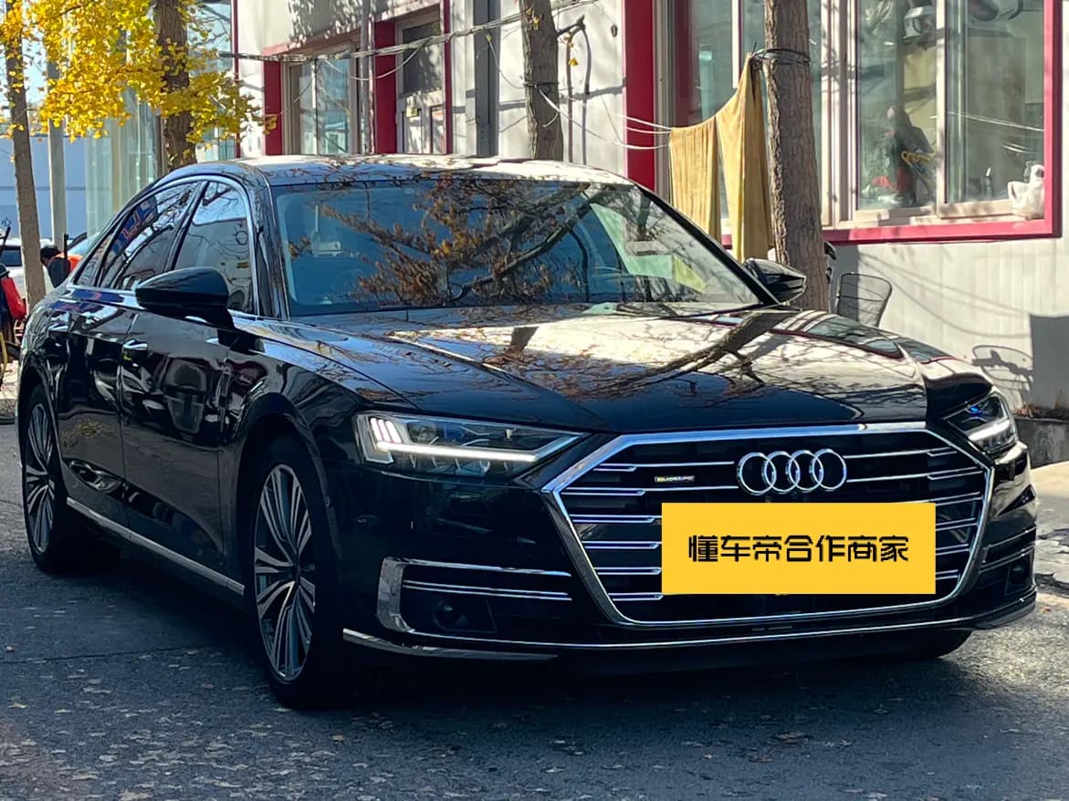 Audi A8 2021 г. 48023 км. — фото 3