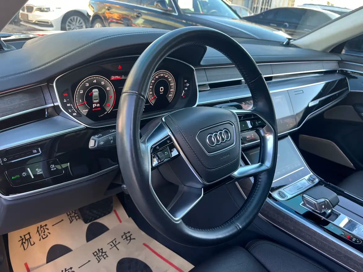 Audi A8 2021 г. 48023 км. — фото 28