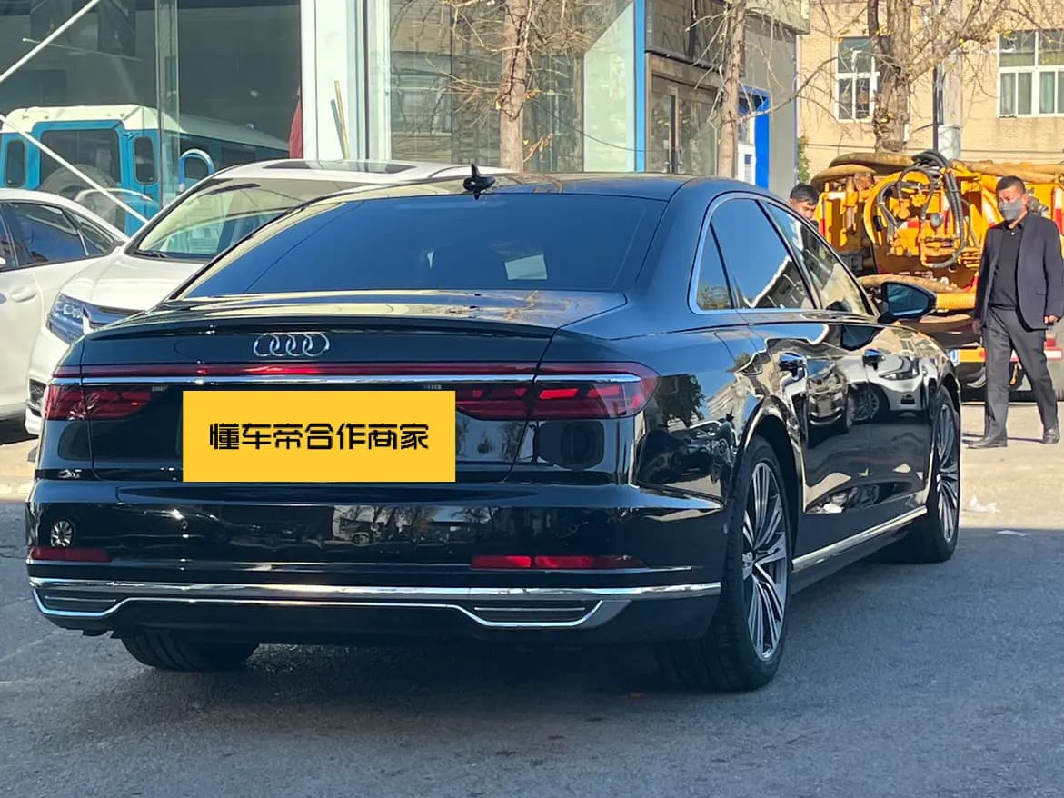 Audi A8 2021 г. 48023 км. — фото 7