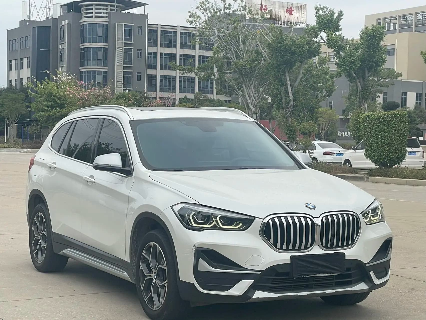 BMW X1 2021 г. 50065 км. — фото 3