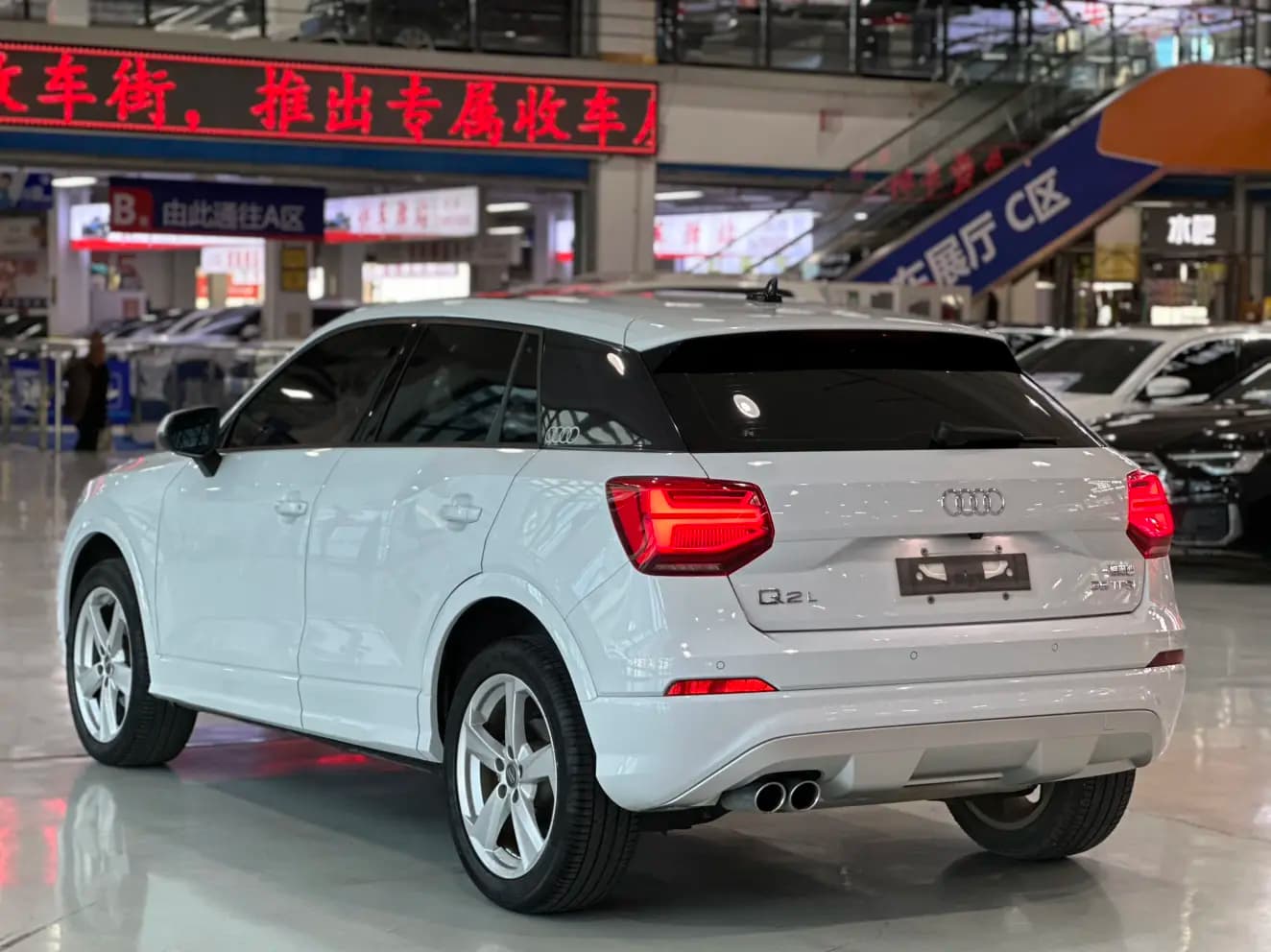 Audi Q2L 2021 г. 28027 км. — фото 4