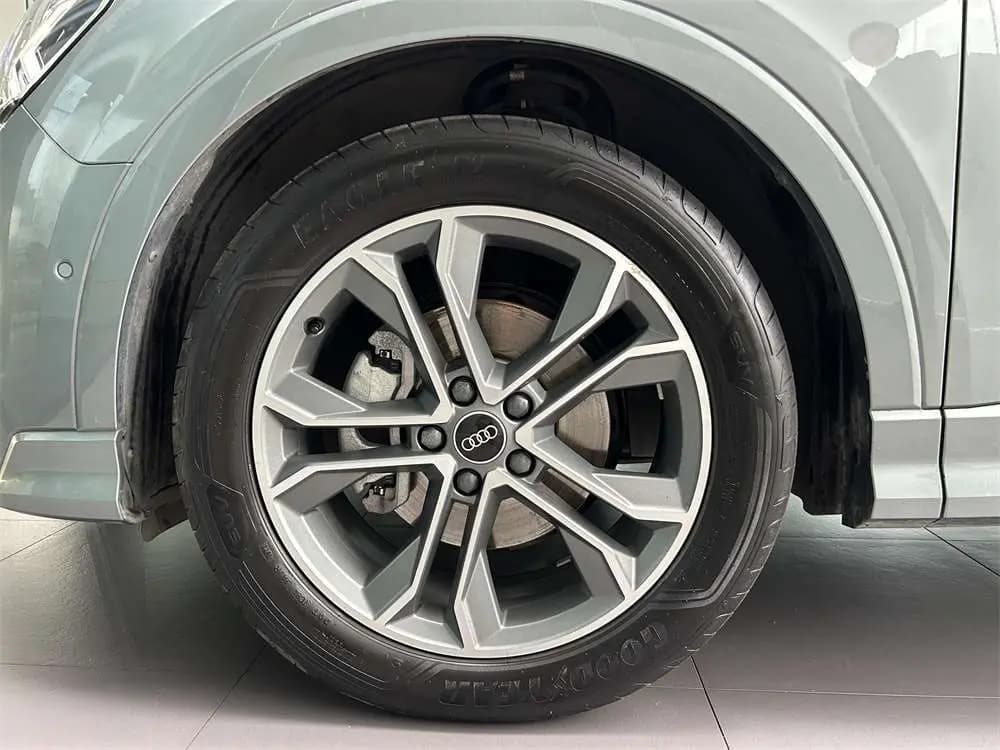 Audi Q3 2022 г. 32808 км. — фото 8