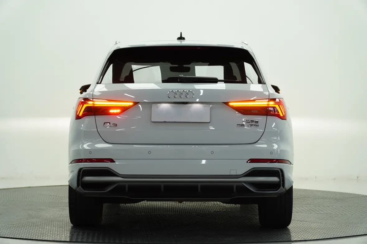 Audi Q3 2021 г. 54007 км. — фото 5