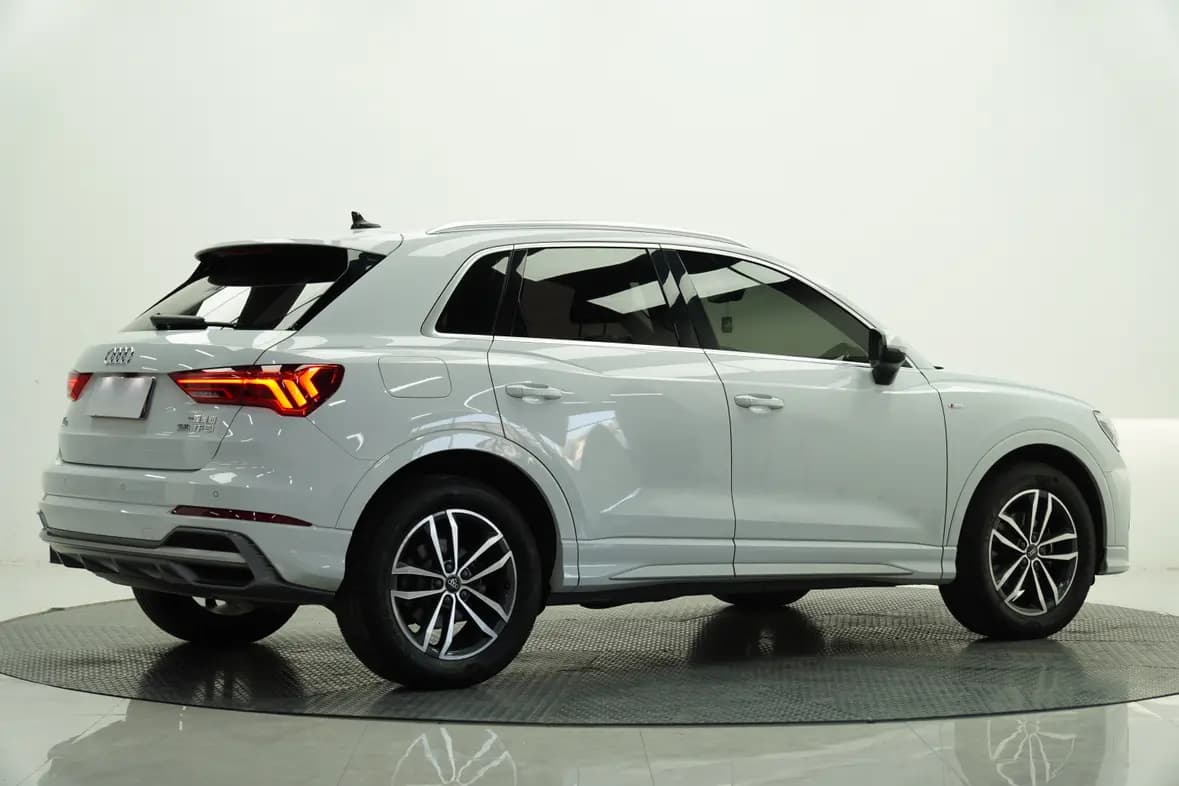 Audi Q3 2021 г. 54007 км. — фото 6