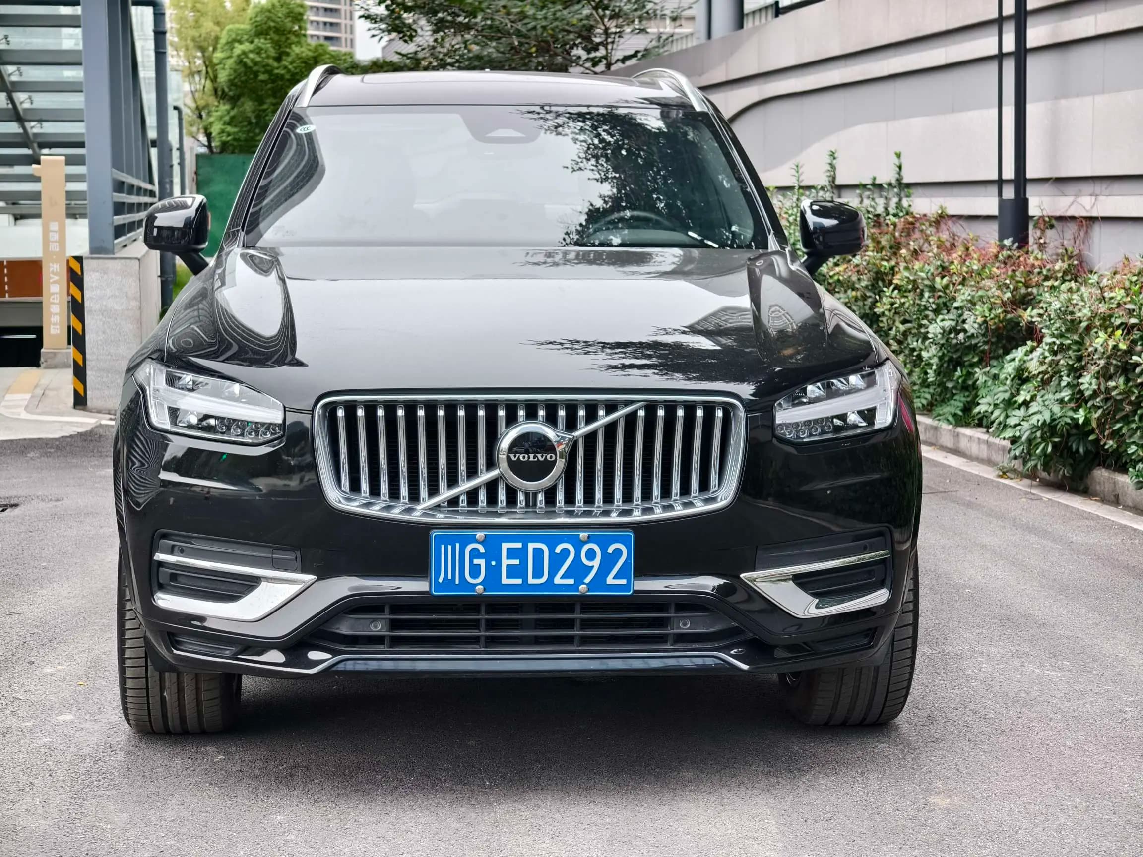 Volvo XC90 2024 г. 35064 км. — фото 2