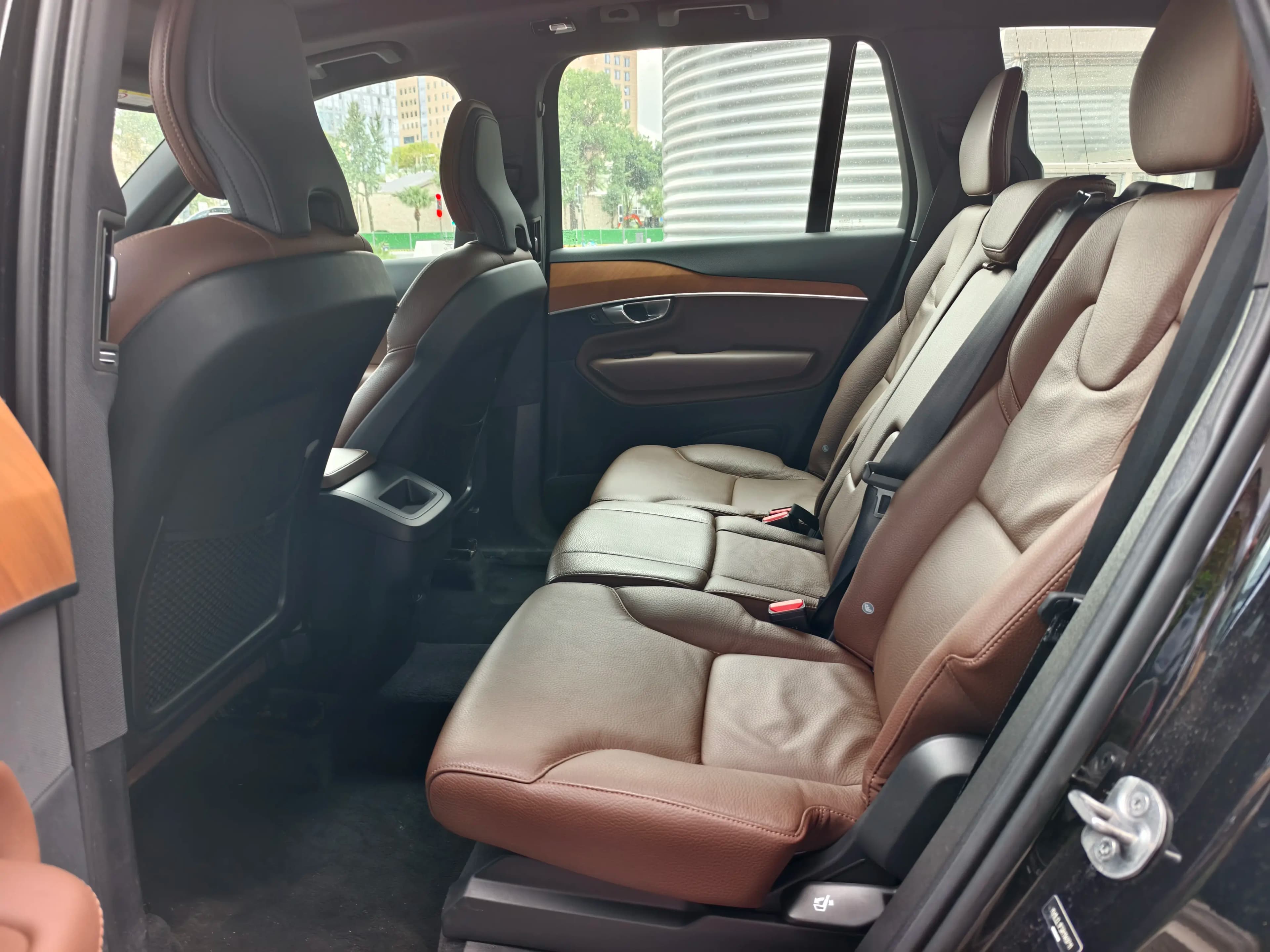 Volvo XC90 2024 г. 35064 км. — фото 13