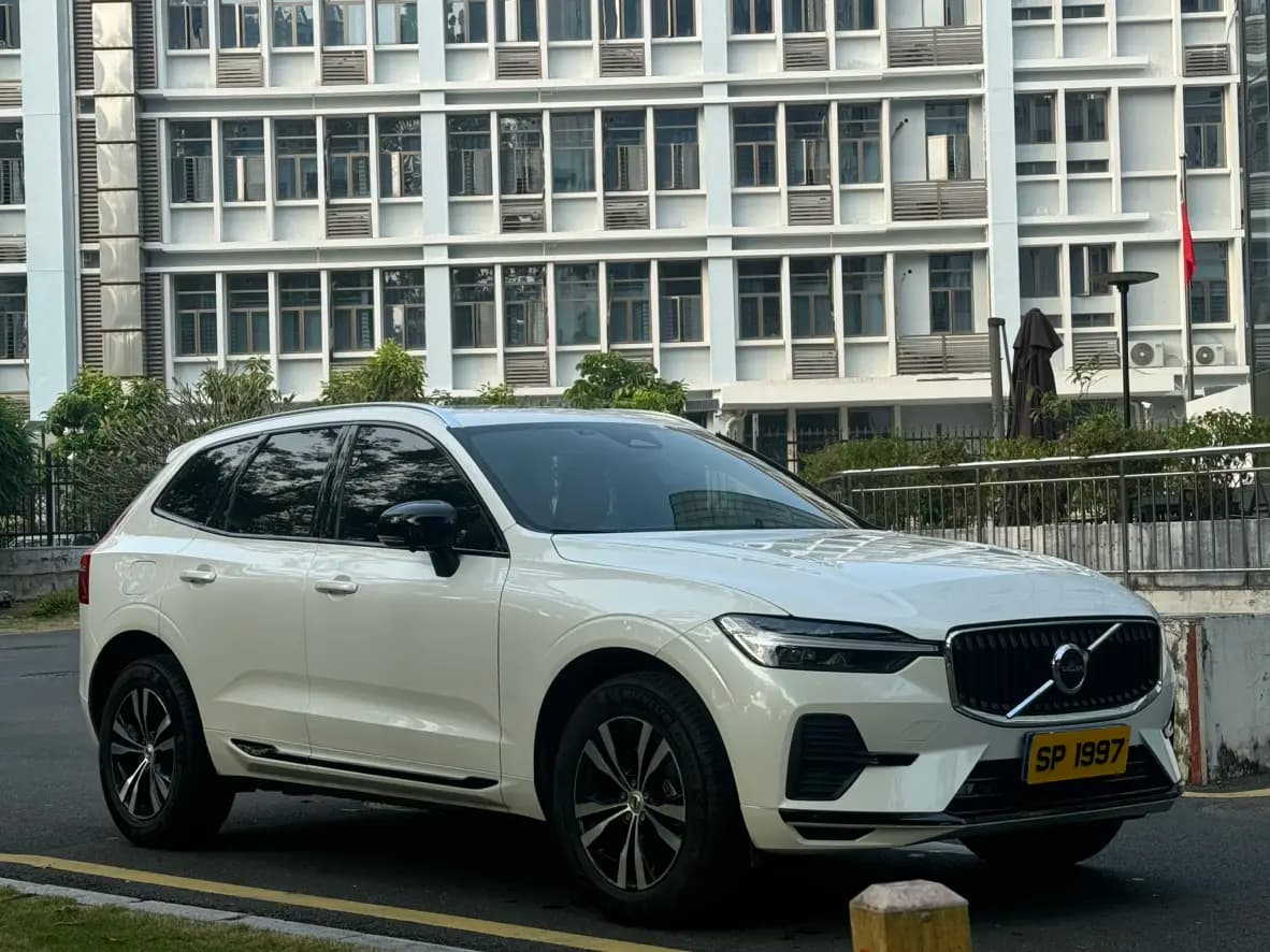 Volvo XC60 2024 г. 50113 км. — фото 3