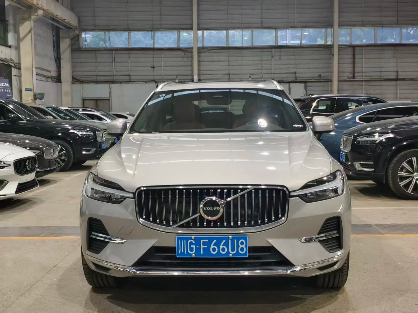 Volvo XC60 2025 г. 8116 км. — фото 2
