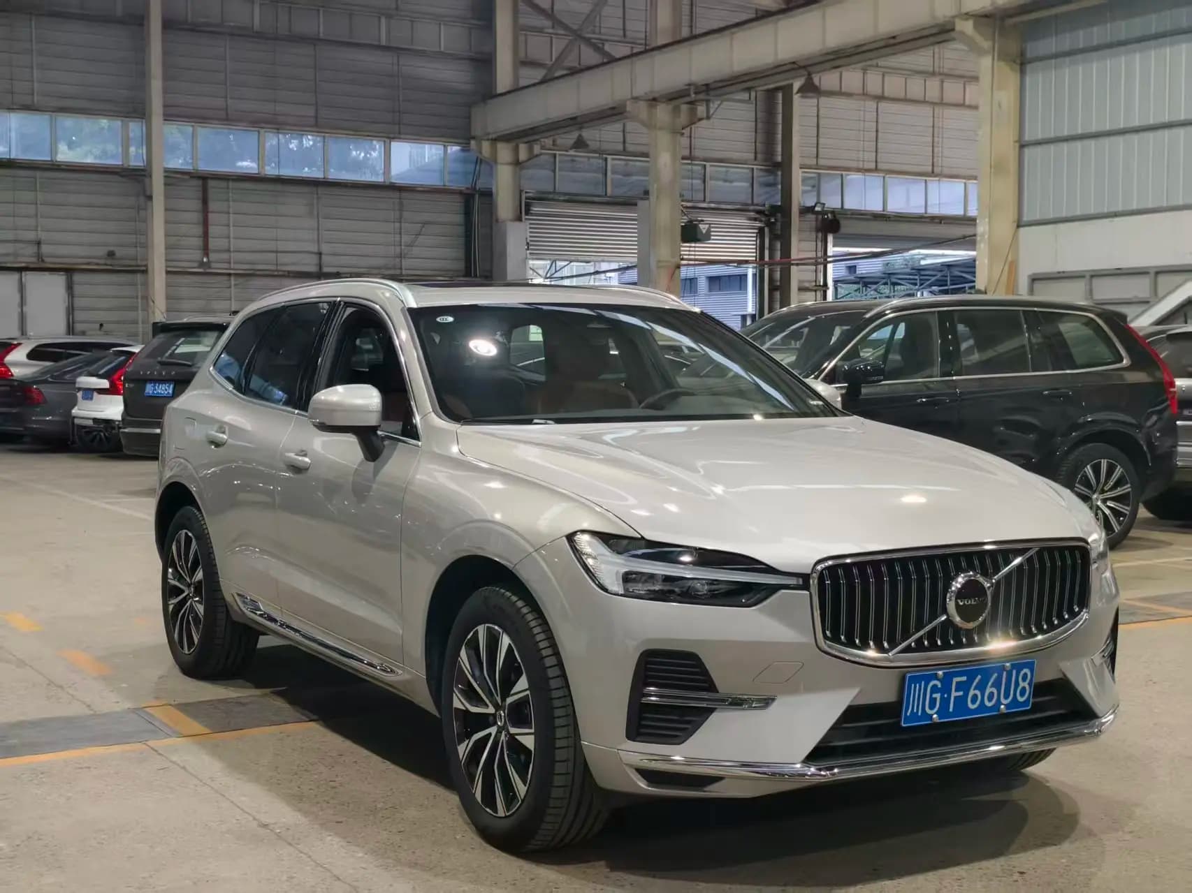 Volvo XC60 2025 г. 8116 км. — фото 3
