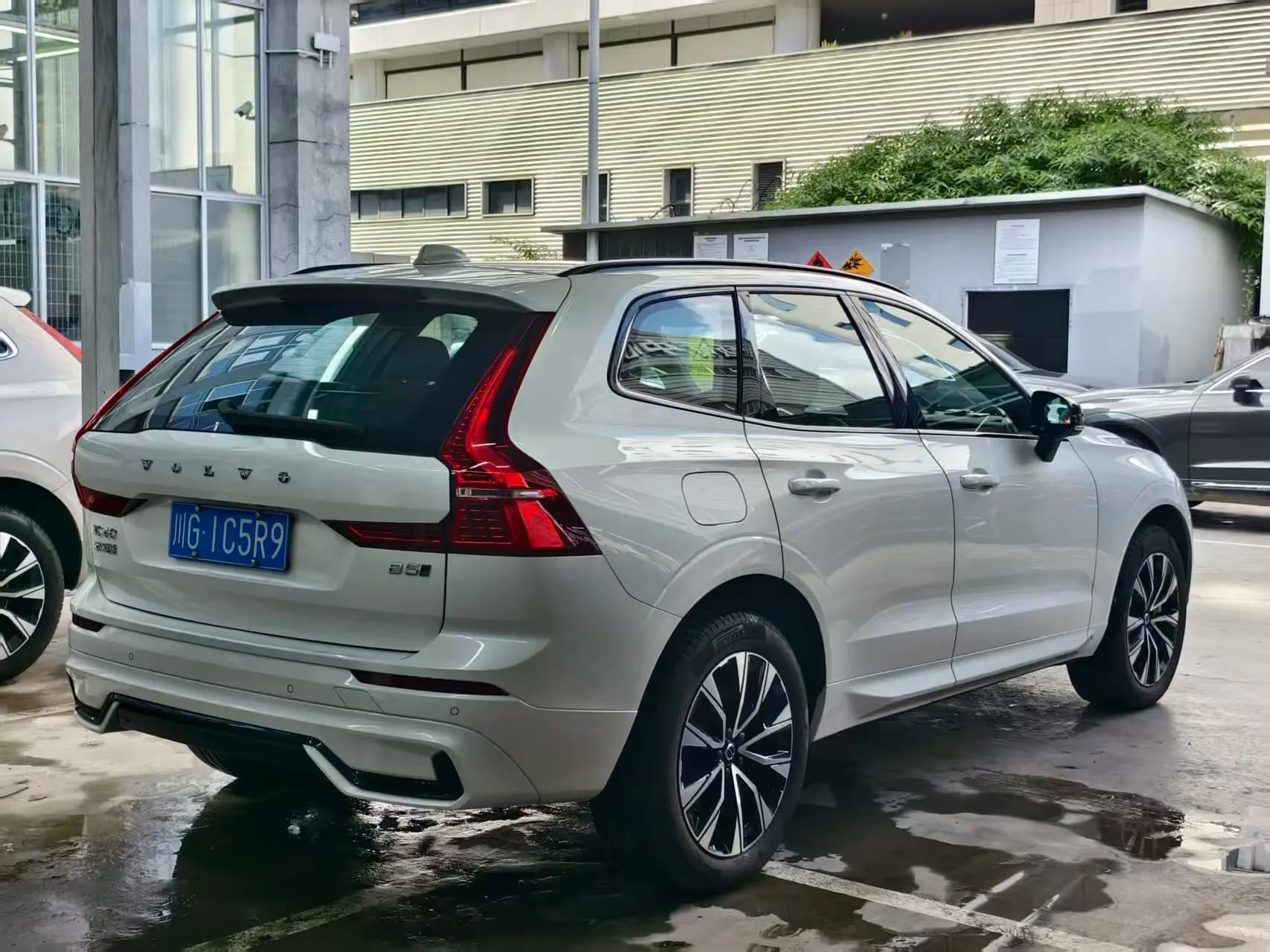 Volvo XC60 2025 г. 19097 км. — фото 6