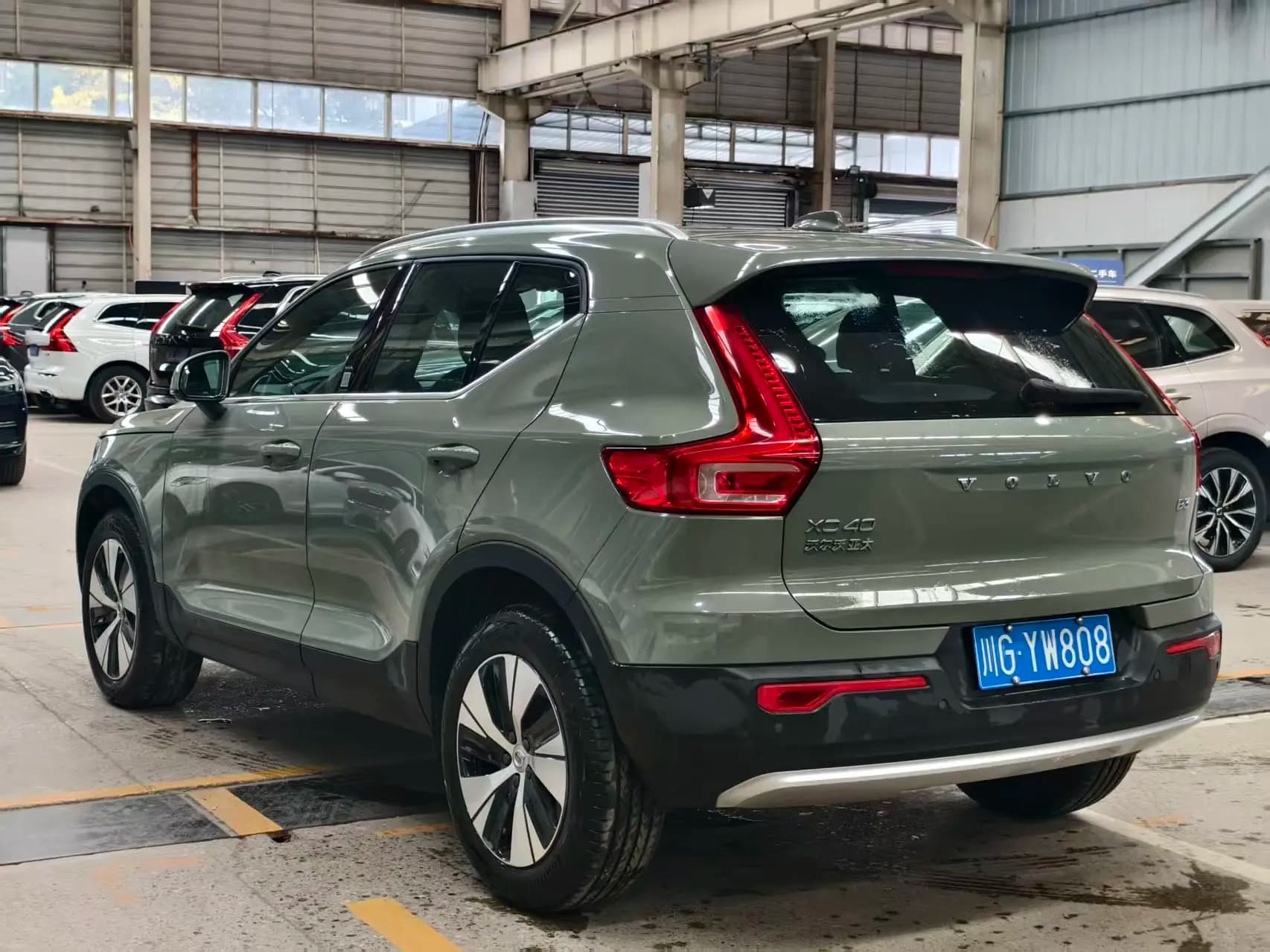 Volvo XC40 2025 г. 4099 км. — фото 4
