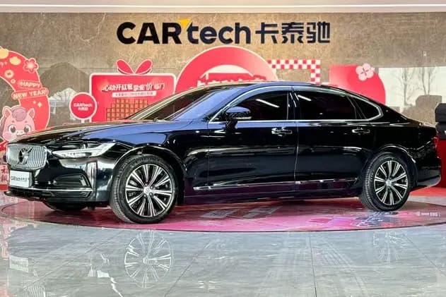 Volvo S90 2022 г. 49335 км.