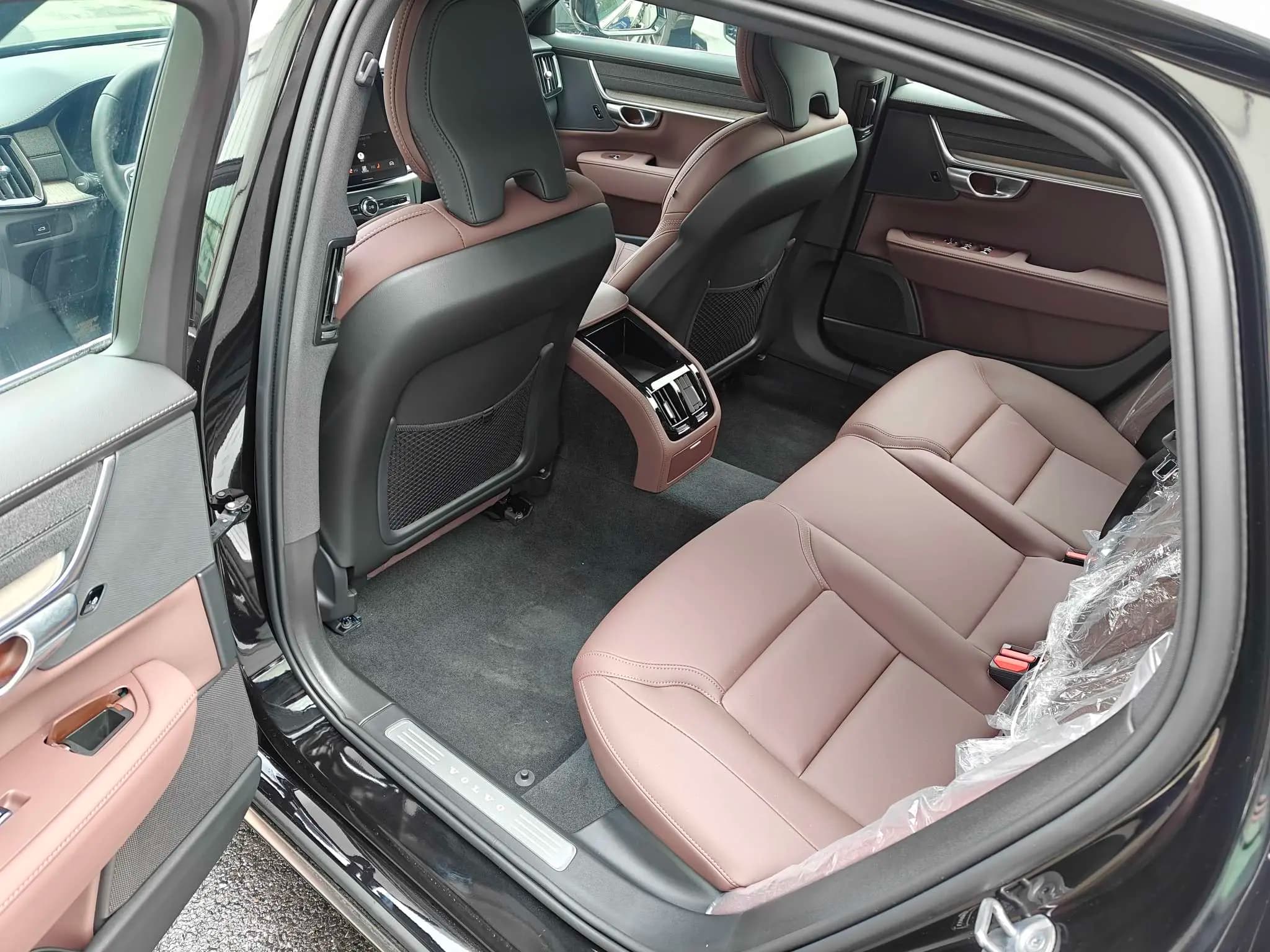 Volvo S90 2025 г. 8237 км. — фото 11