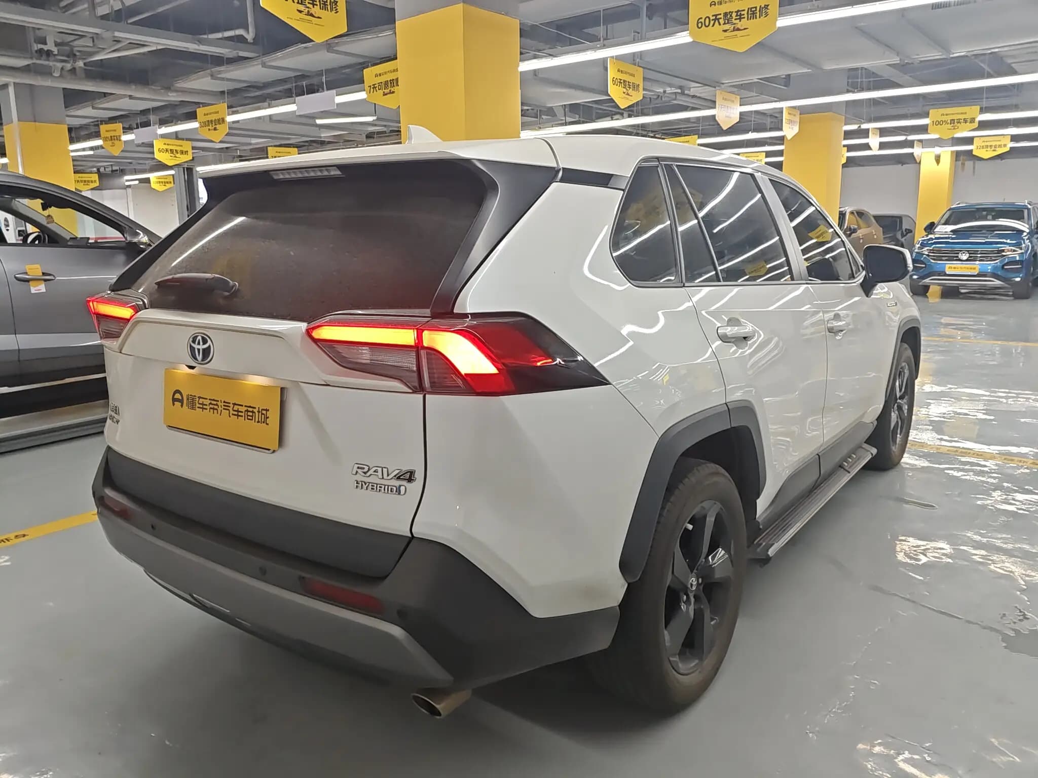 Toyota RAV4 2021 г. 81166 км. — фото 4