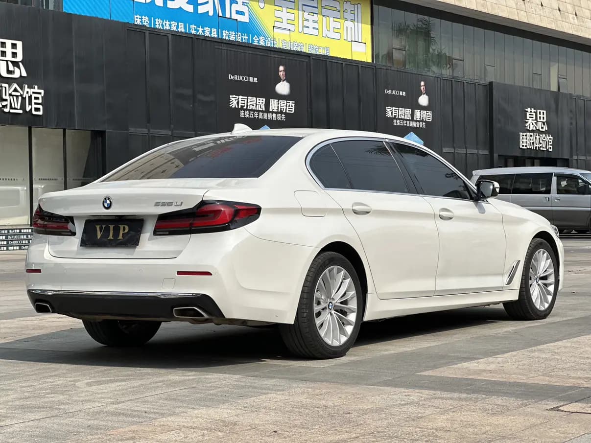 BMW 5 Series 2021 г. 144016 км. — фото 6