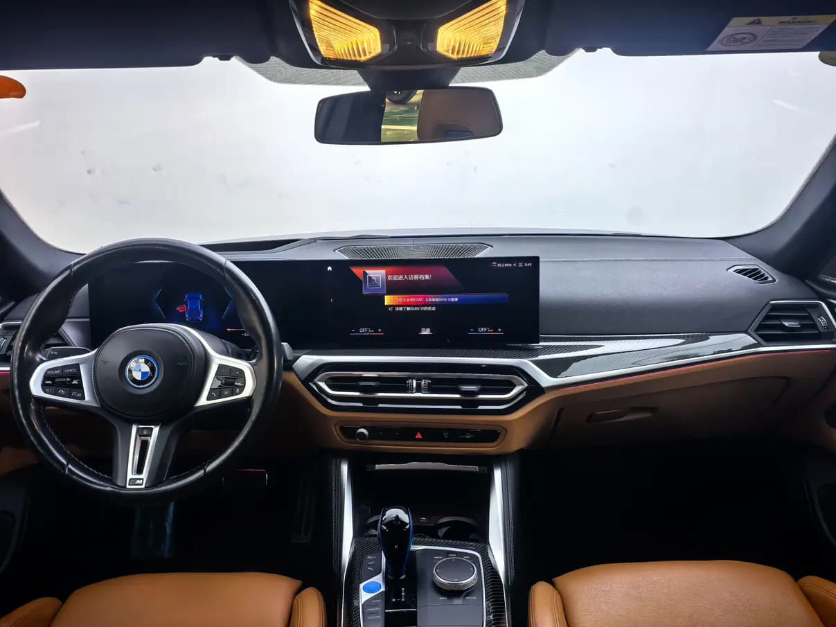 BMW i4 2022 г. 37901 км. — фото 12