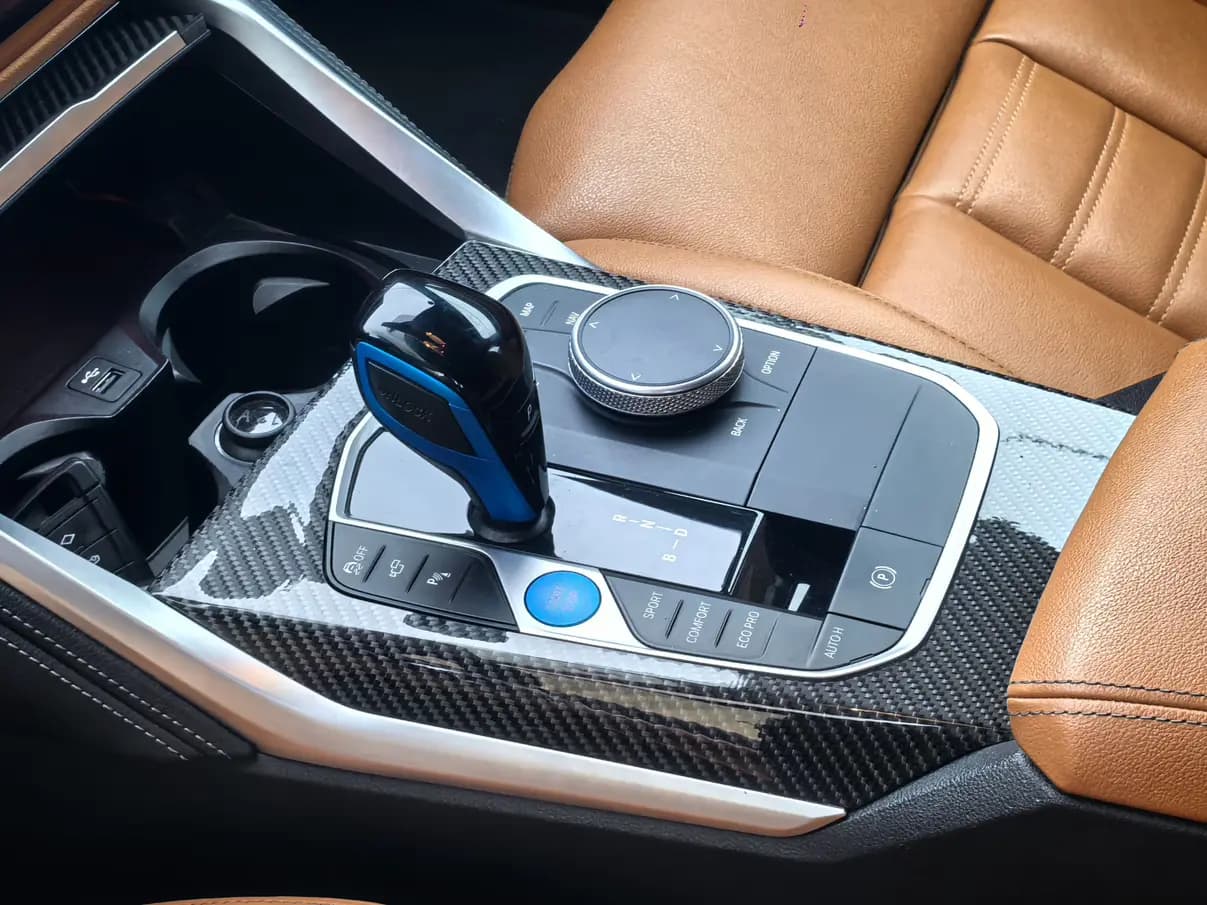 BMW i4 2022 г. 37901 км. — фото 16