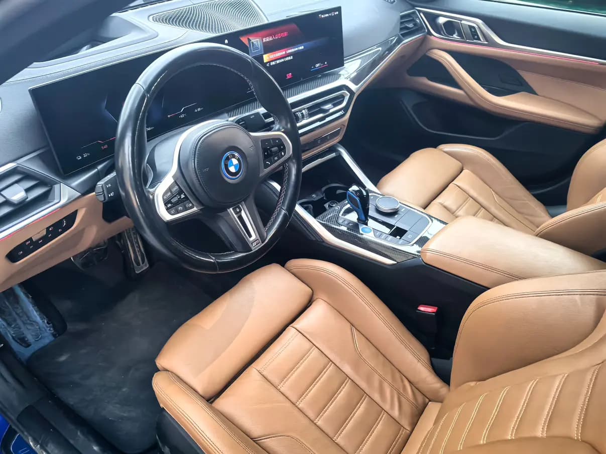 BMW i4 2022 г. 37901 км. — фото 10