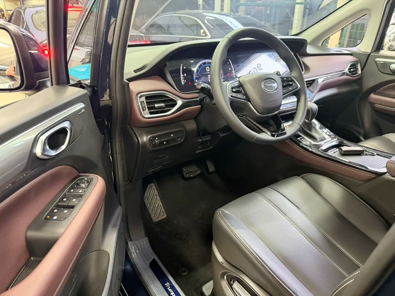 GAC Trumpchi M6 2025 г. 6949 км. — фото 16