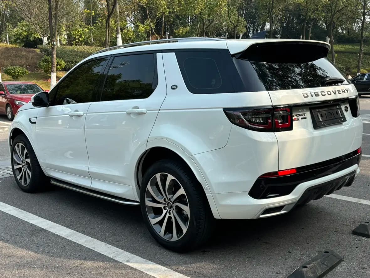 Land Rover Discover Sports 2023 г. 55066 км. — фото 4