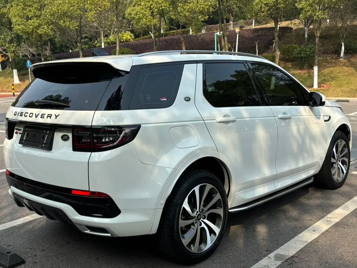Land Rover Discover Sports 2023 г. 55066 км. — фото 6
