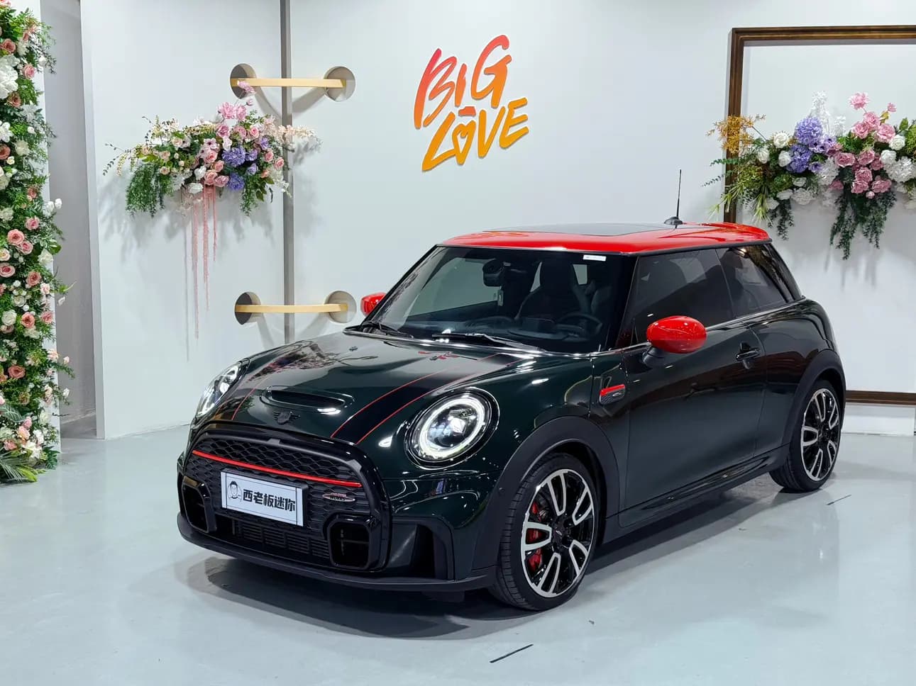MINI JCW 2022 г. 22300 км.