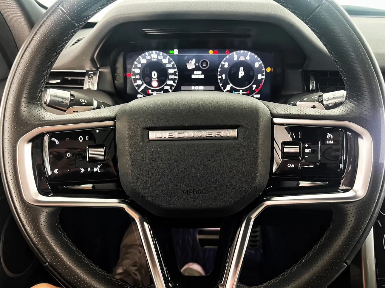 Land Rover Discover Sports 2023 г. 90047 км. — фото 11