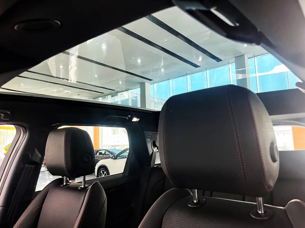 Land Rover Discover Sports 2023 г. 90047 км. — фото 15