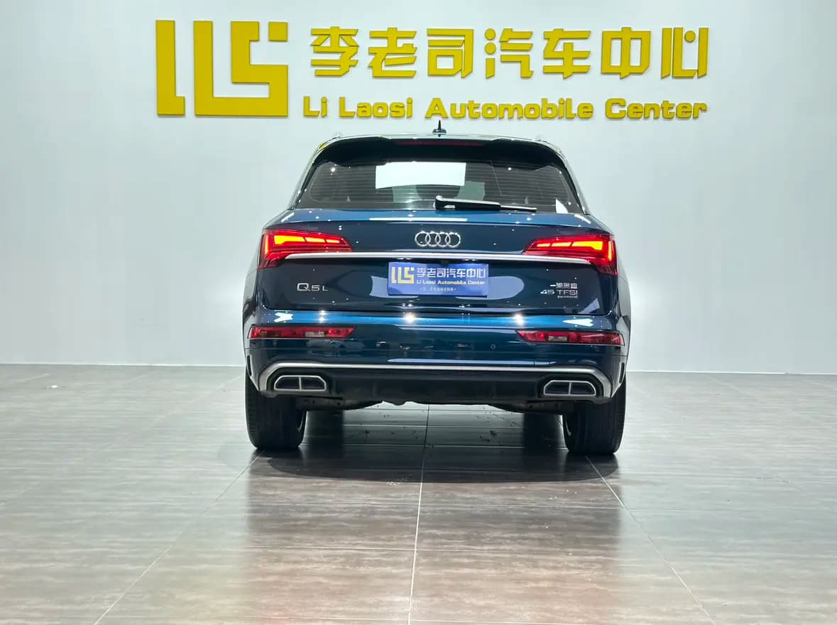 Audi Q5L 2022 г. 34525 км. — фото 5