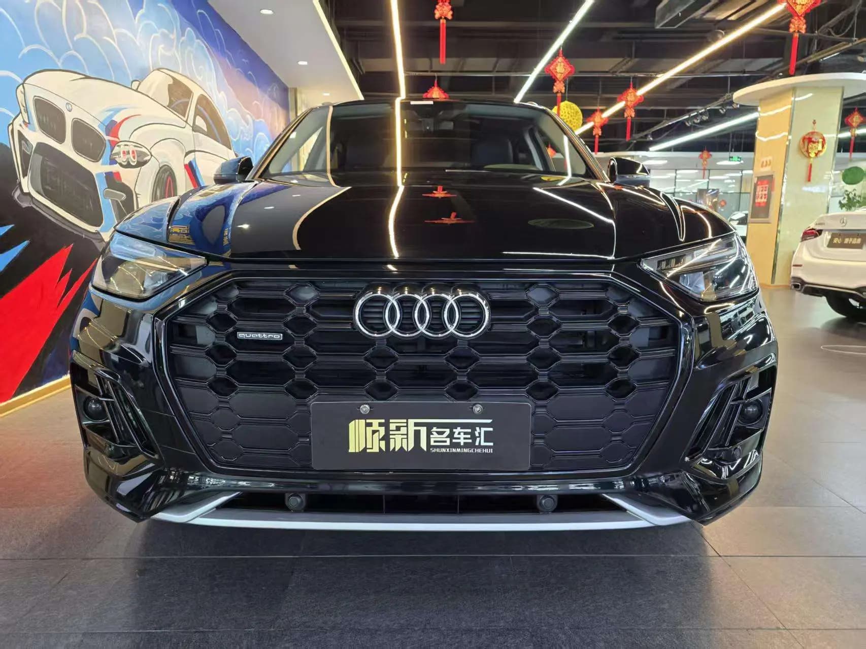 Audi Q5L 2023 г. 58035 км. — фото 2