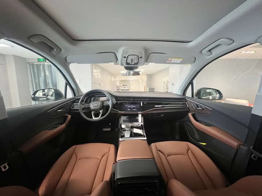 Audi Q7 2025 г. 1031 км. — фото 9