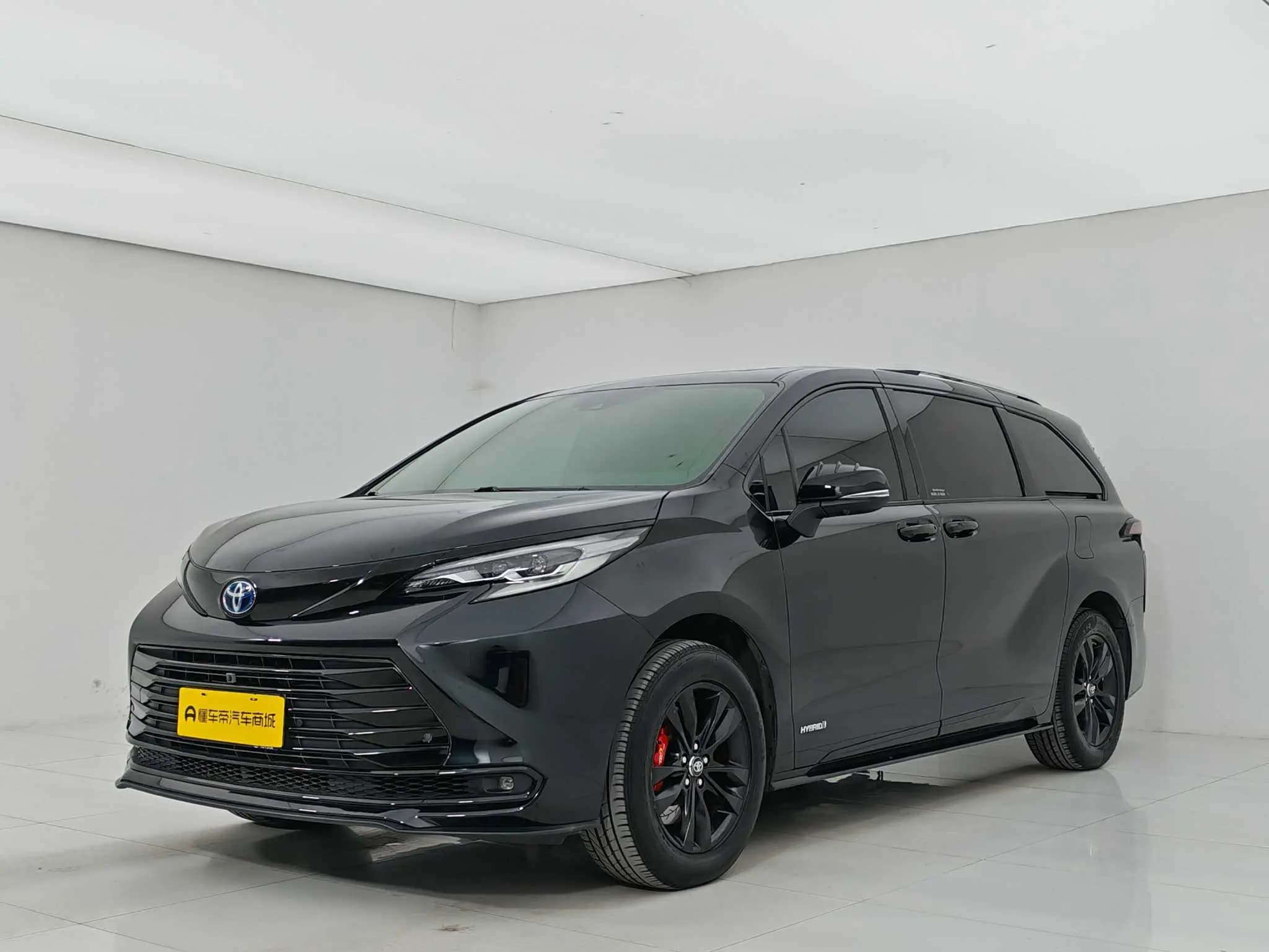 Toyota Sienna 2022 г. 35053 км.