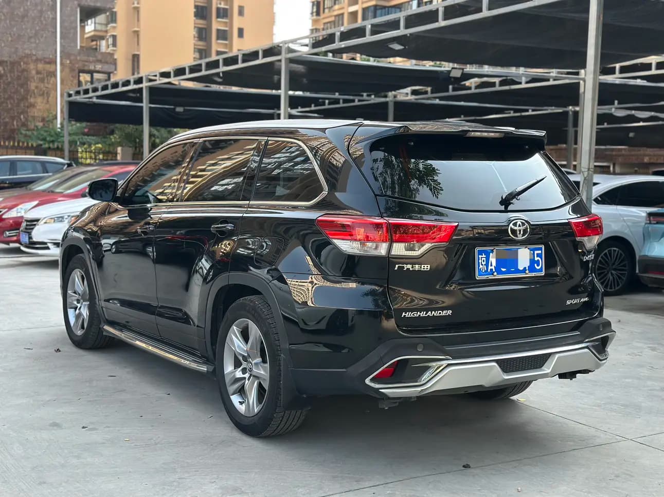 Toyota Highlander 2021 г. 81143 км. — фото 2