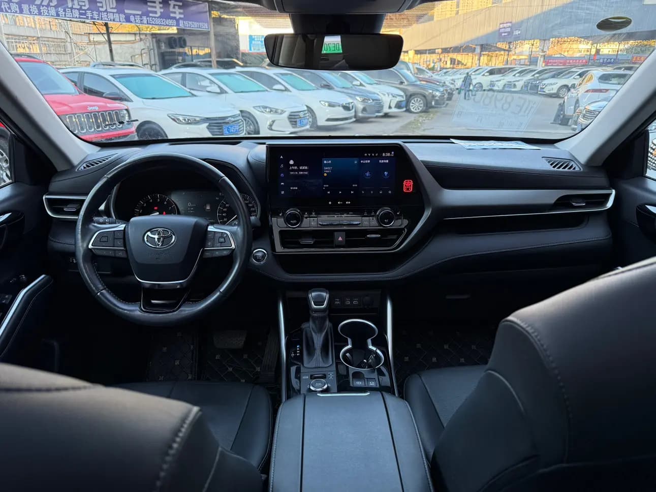 Toyota Highlander 2024 г. 26145 км. — фото 11