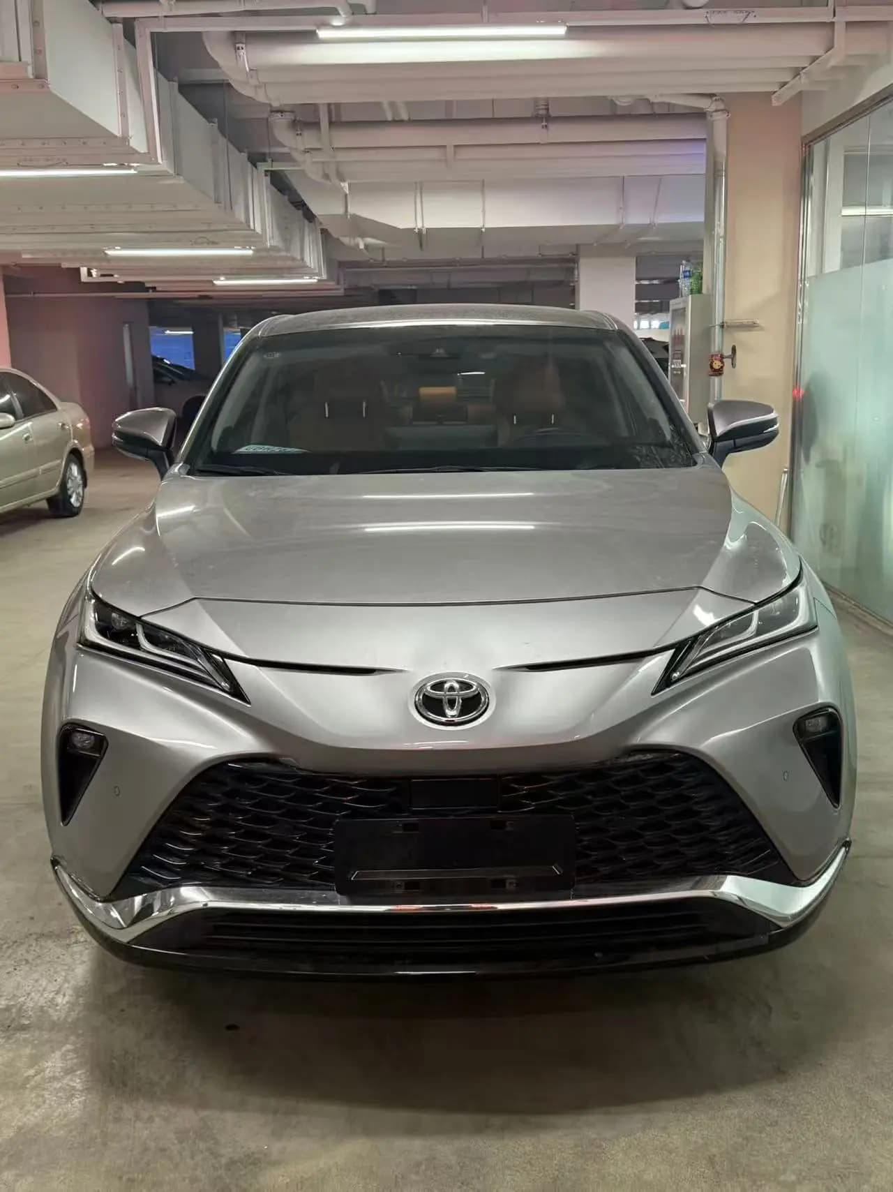 Toyota Venza 2023 г. 28079 км. — фото 2