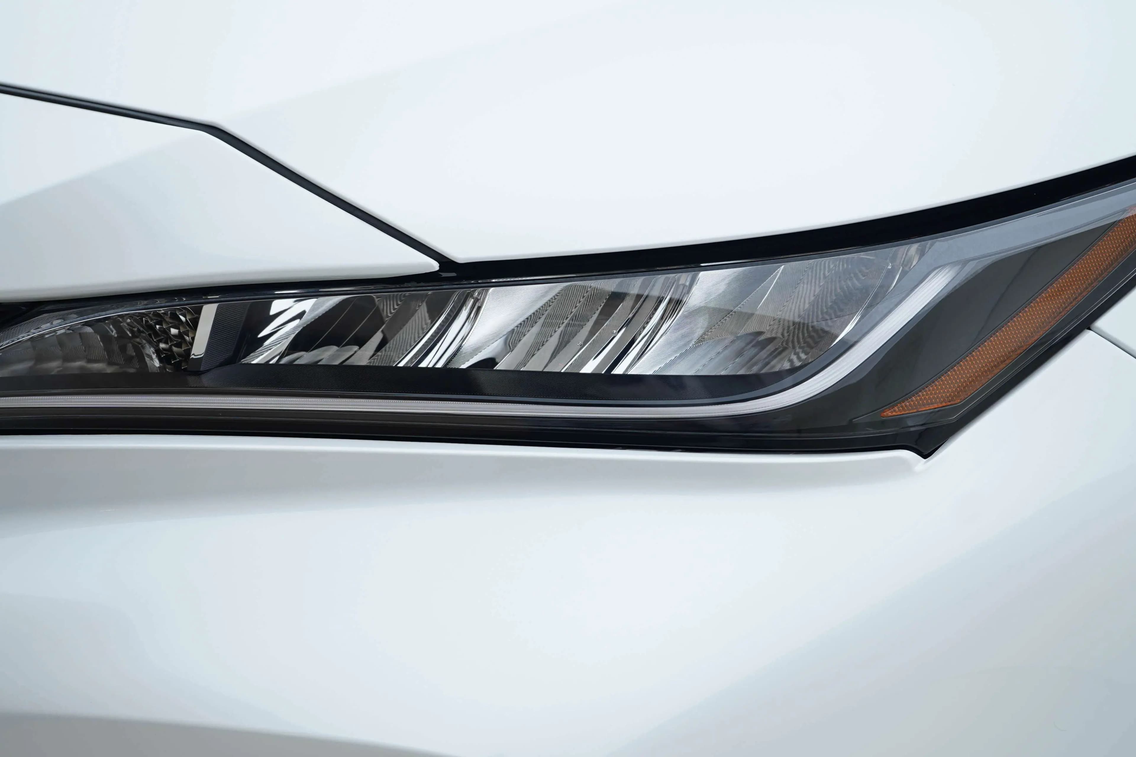 Toyota Venza 2024 г. 7080 км. — фото 3