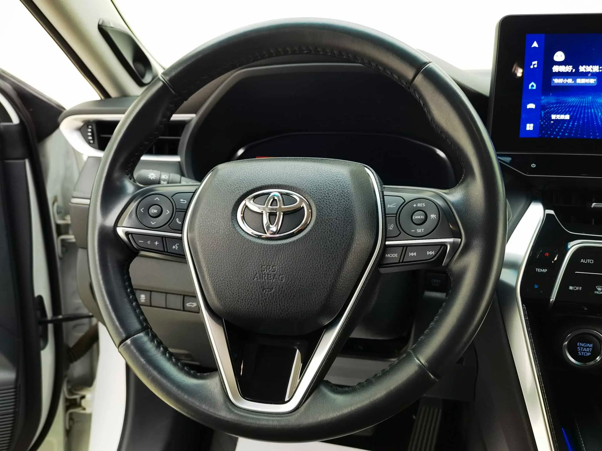 Toyota Venza 2024 г. 19082 км. — фото 11