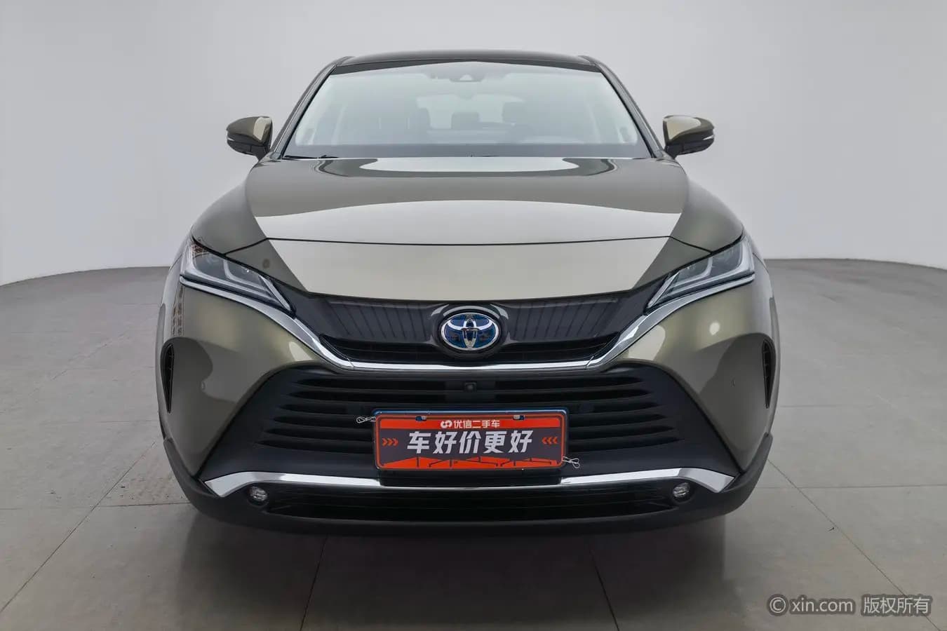 Toyota Harrier 2021 г. 85916 км. — фото 2
