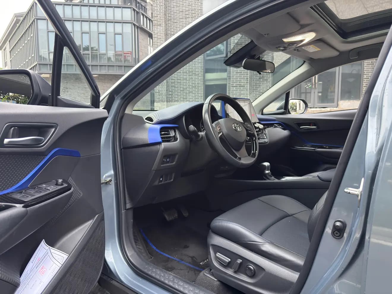 Toyota C-HR 2022 г. 26079 км. — фото 13