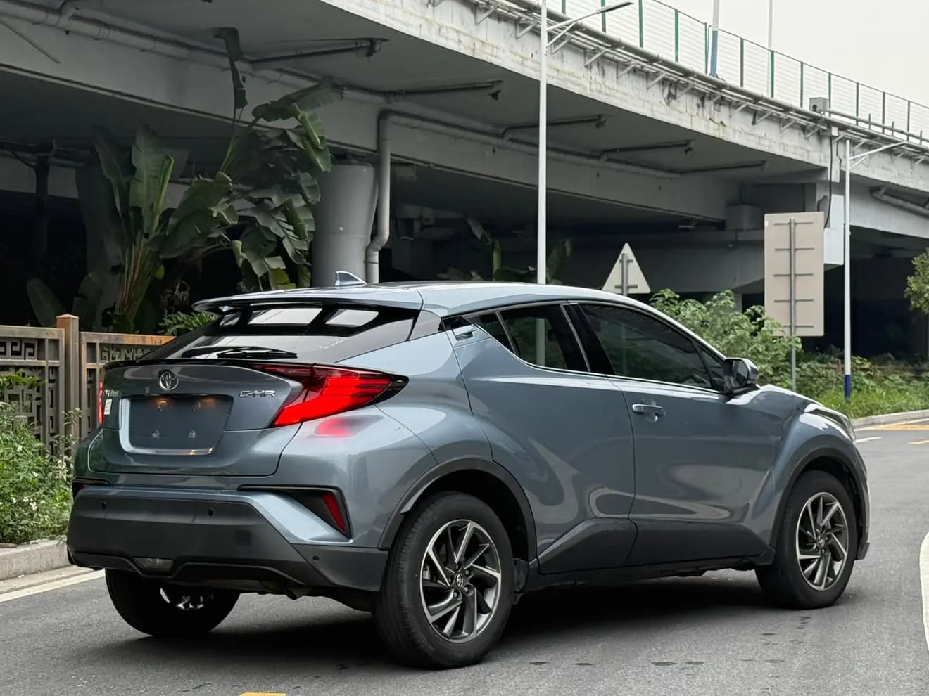 Toyota C-HR 2022 г. 26079 км. — фото 3