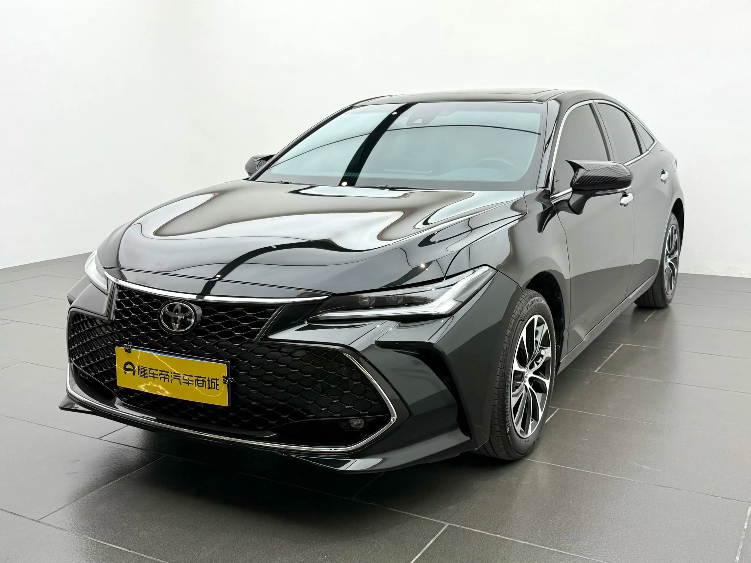 Toyota Avalon 2024 г. 13304 км.