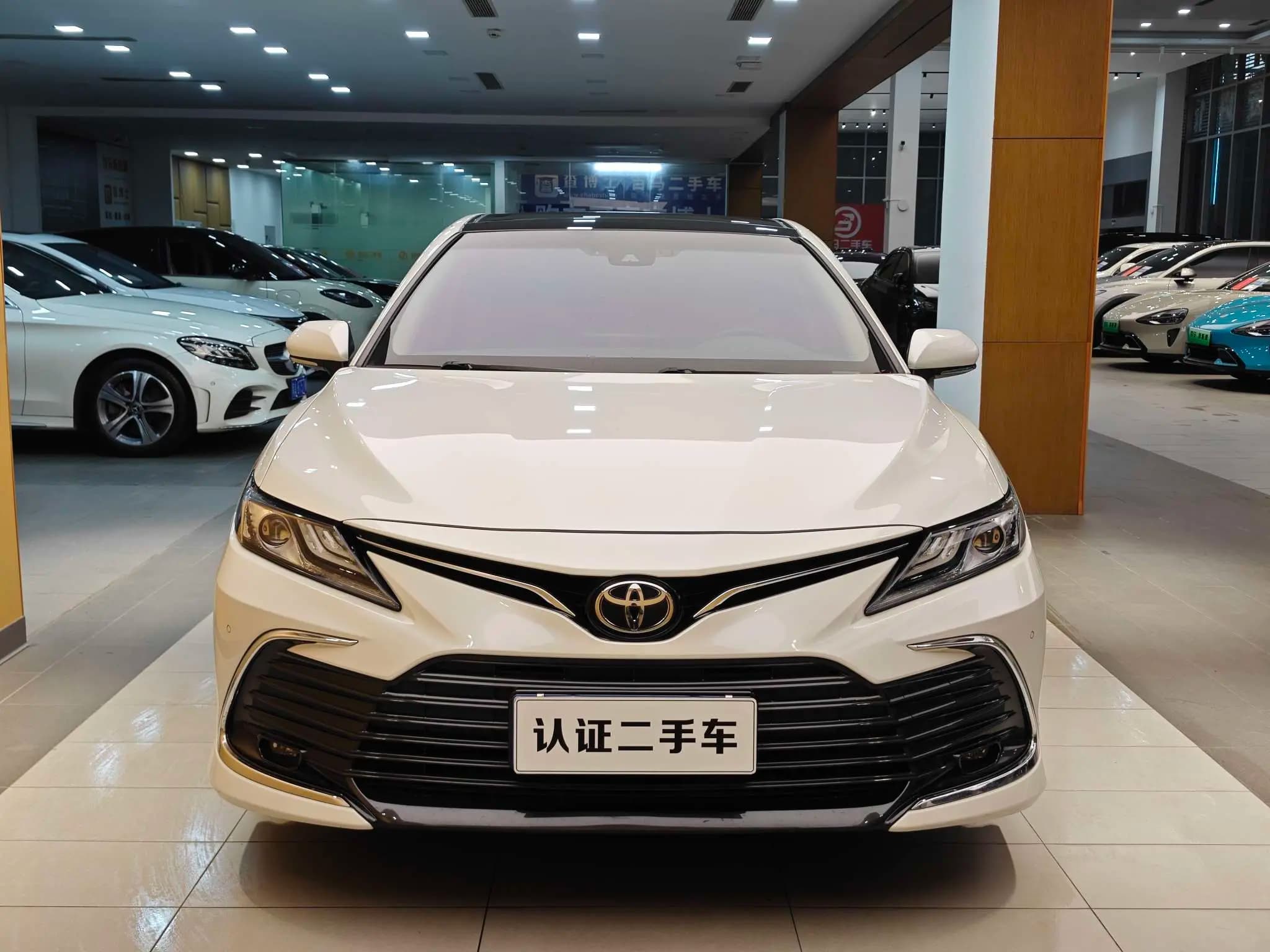 Toyota Camry 2023 г. 22409 км. — фото 2