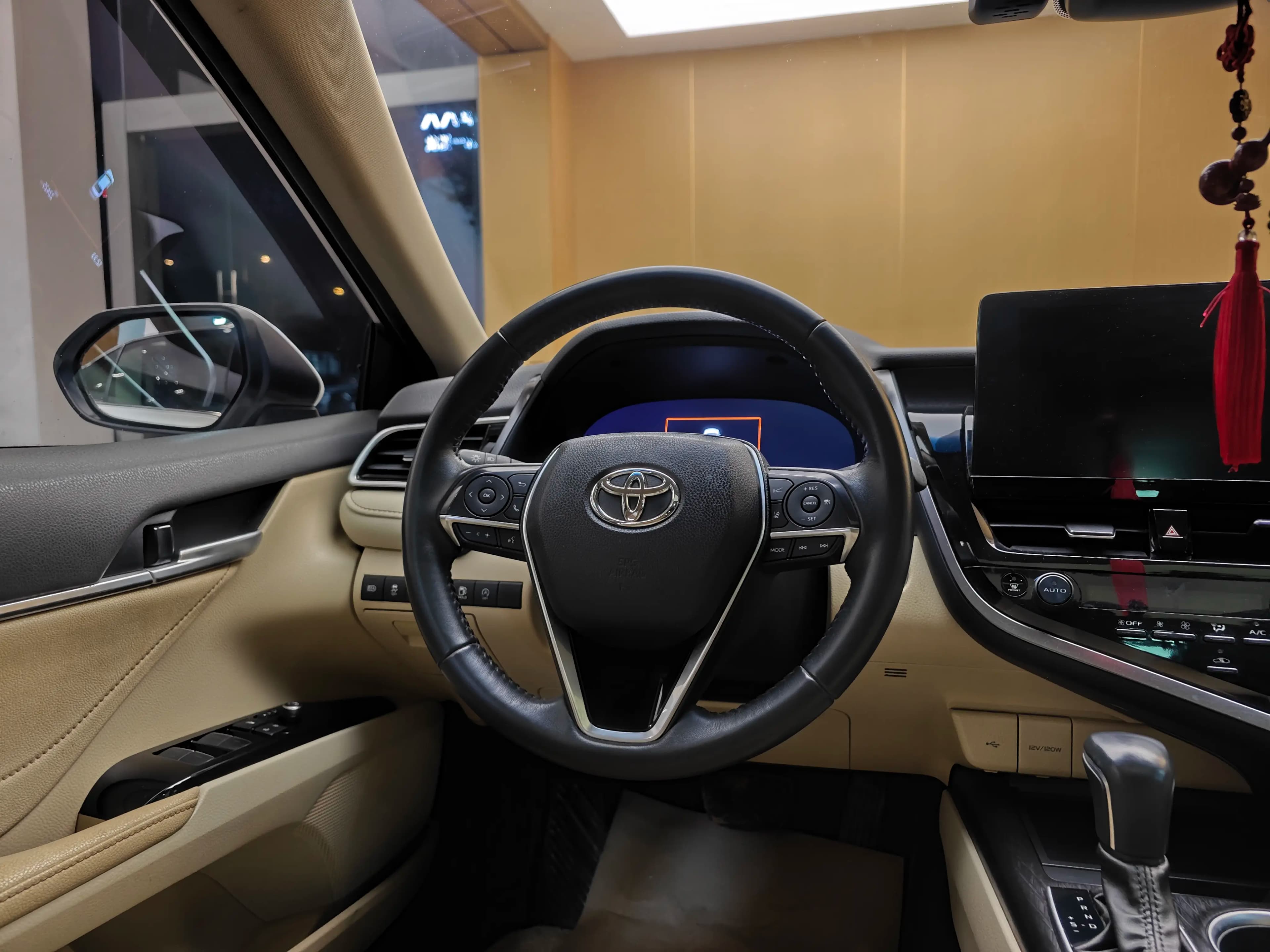 Toyota Camry 2023 г. 22409 км. — фото 18