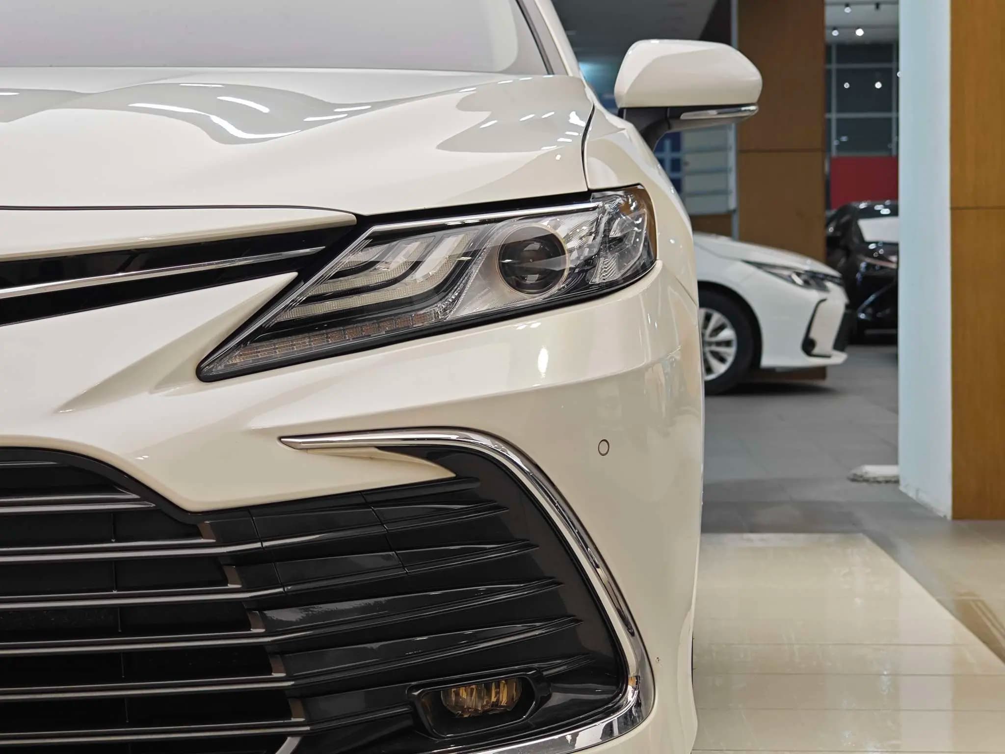 Toyota Camry 2023 г. 22409 км. — фото 6